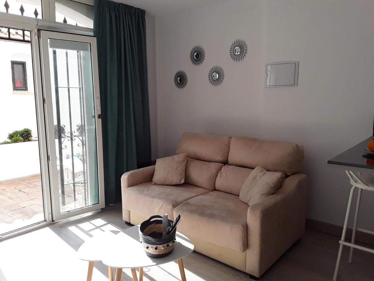 Dona Lola , Luminoso Apartamento Calahonda, Mijas Sitio de Calahonda Kültér fotó