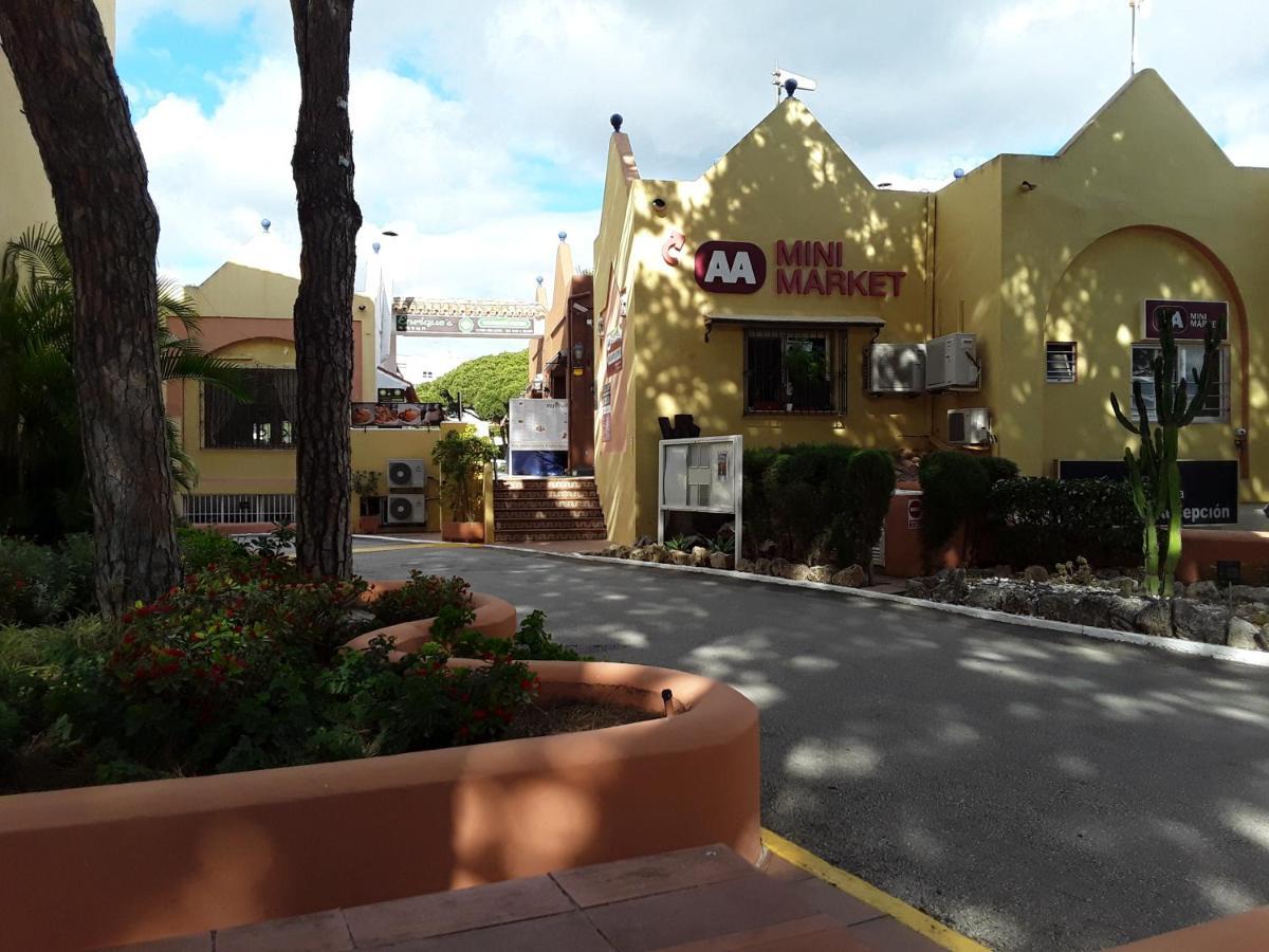 Dona Lola , Luminoso Apartamento Calahonda, Mijas Sitio de Calahonda Kültér fotó